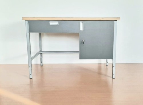 0Stół__warsztatowy-biurko_SW8.jpg